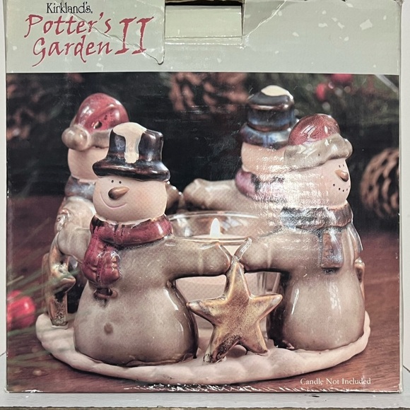 Kirklands Potters Garden II Snowmen Pottery Candle Holder Round 4.5” T x 6” Diam - Picture 1 of 11